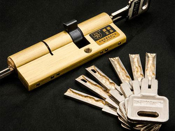 南明24小时上门开锁公司